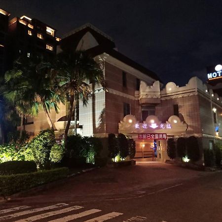 Xin Yuan Motel Ταϊχούνγκ Εξωτερικό φωτογραφία
