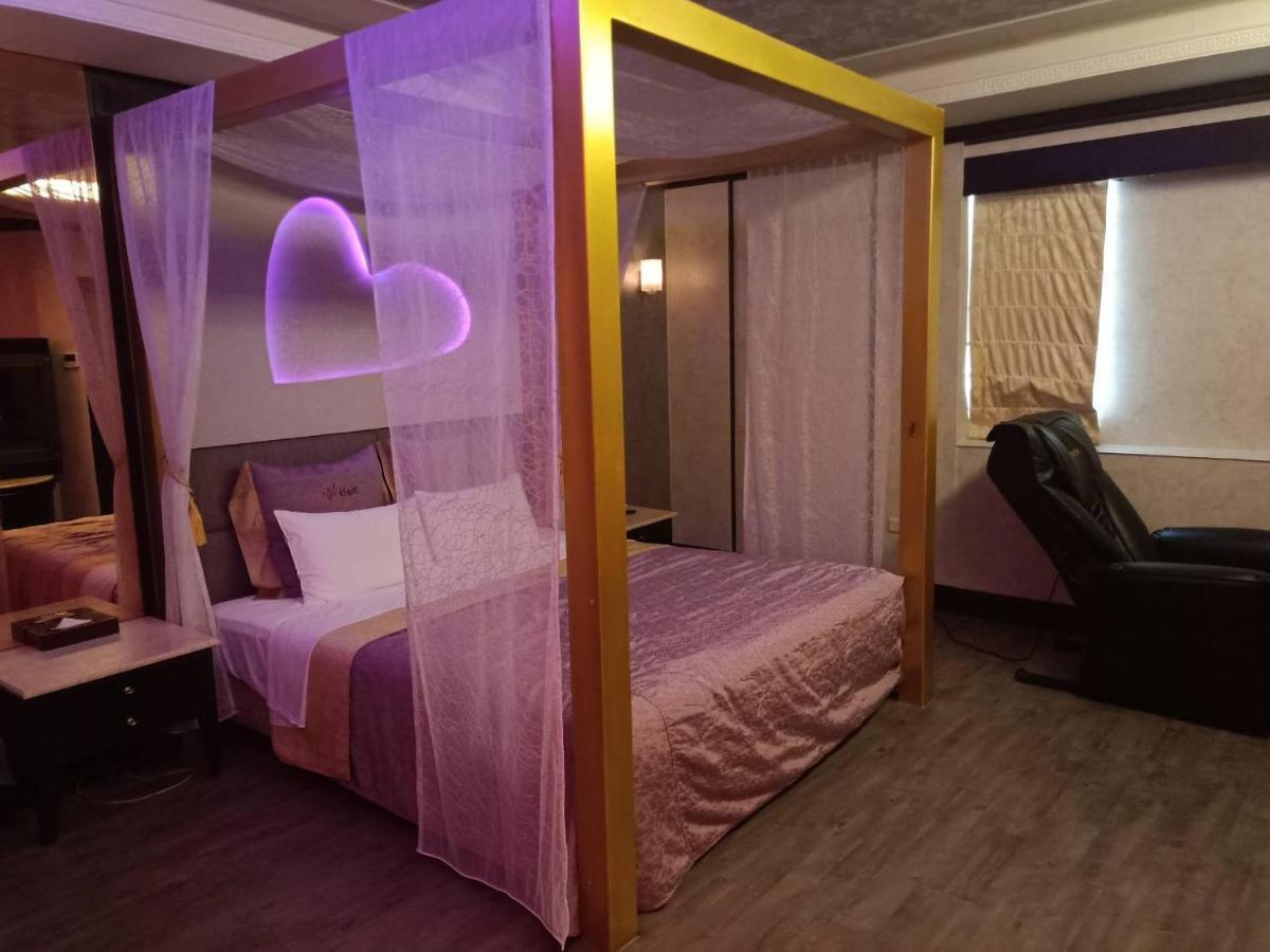 Xin Yuan Motel Ταϊχούνγκ Εξωτερικό φωτογραφία