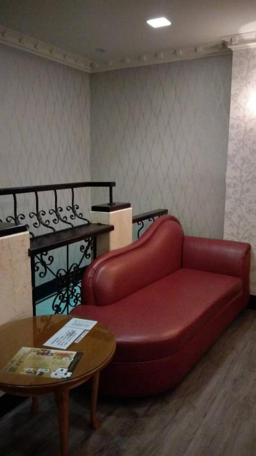 Xin Yuan Motel Ταϊχούνγκ Εξωτερικό φωτογραφία